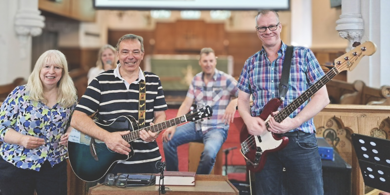 I'M NEW*Visitor information to help you get to know more about our church and how you can become involved. 